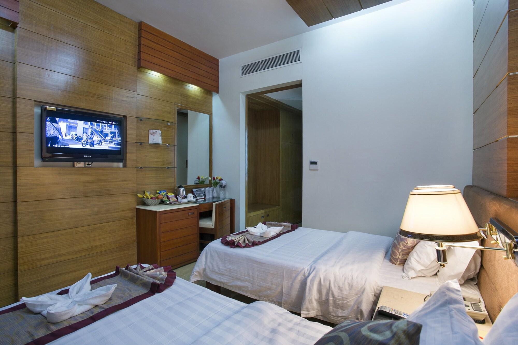 Fars Hotel & Resorts - Bar-Buffet-Pool-Spa Dhaka Extérieur photo